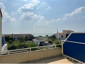 t2 à la vente -   17310  SAINT PIERRE D OLERON, surface 42 m2 vente t2 - UBI426604532